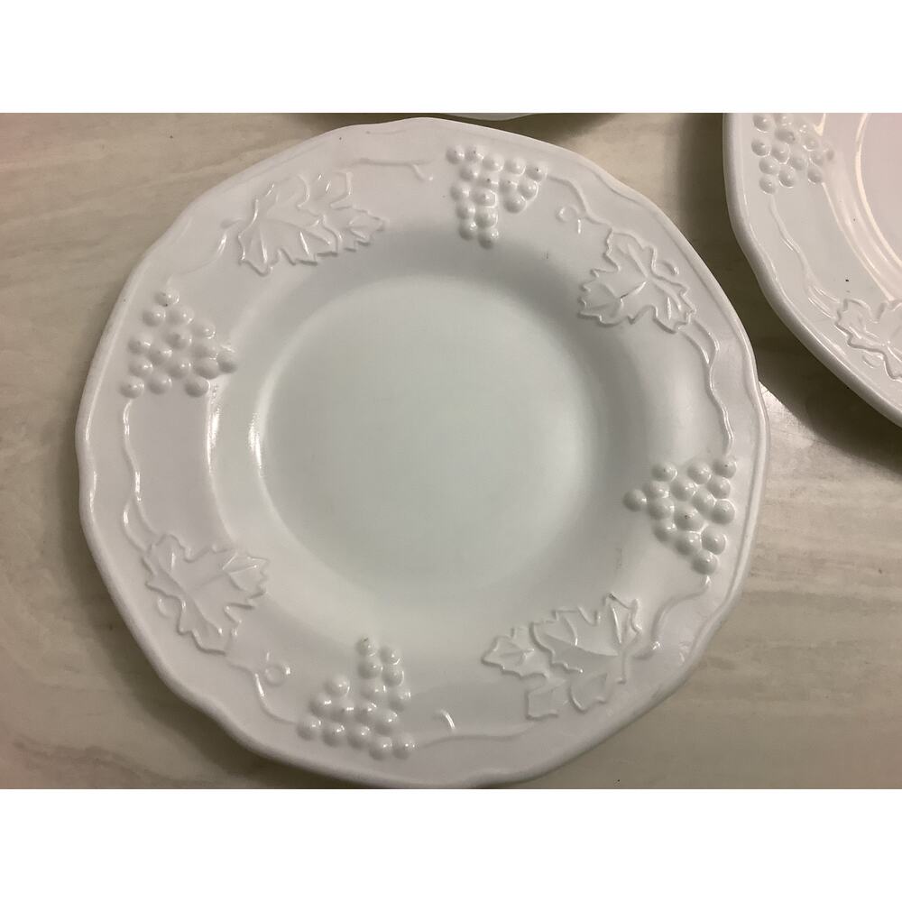 Set Of 3 Vintage Milk Glass Dessert Plates Grape Vine Pattern 6.25" Diameter